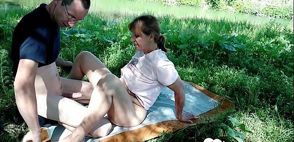  Juicy mature gets her hole drilled outdoors